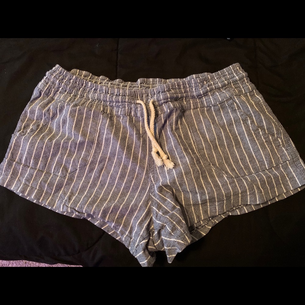 striped shorts